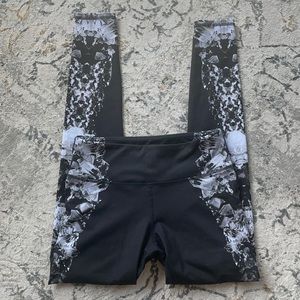 Black Alo Yoga XS legging